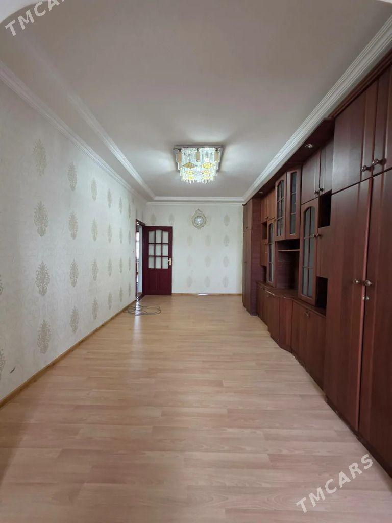 10 Мкр 3 Комнаты Говданка - Ашхабад - img 1