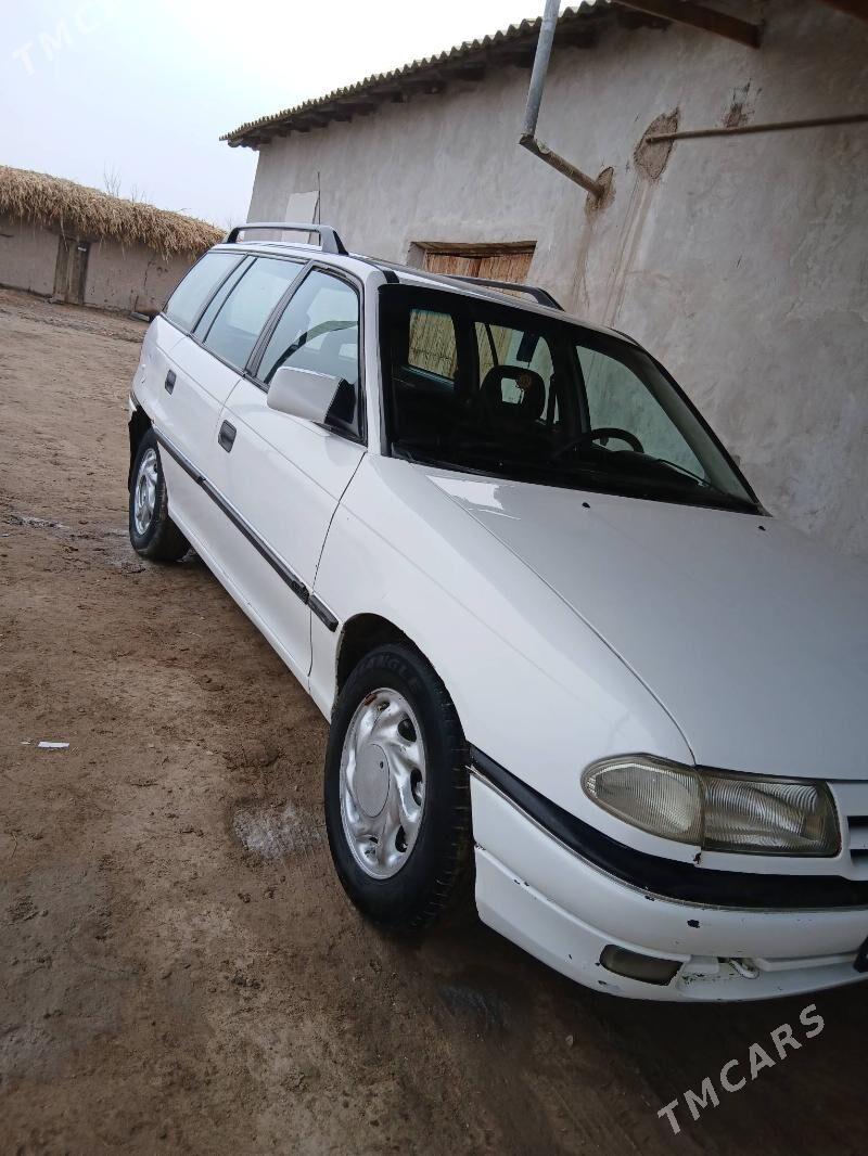 Opel Astra 1996 - 40 000 TMT - Boldumsaz - img 1