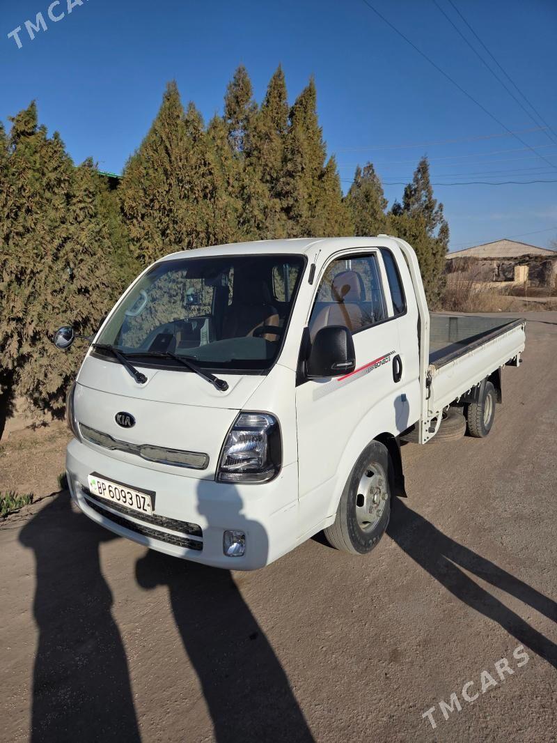 Kia Bongo 2021 - 280 000 TMT - Шабатский этрап - img 1