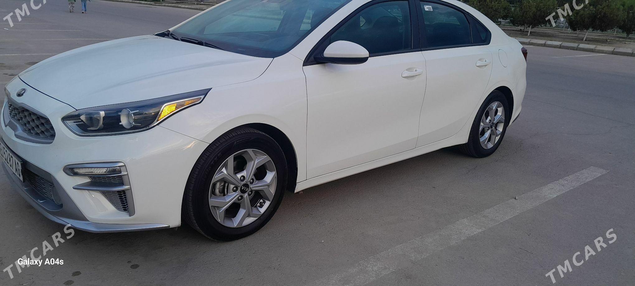 Kia Forte 2021 - 245 000 TMT - ул. Московская (10 йыл абаданчылык ш.) - img 1