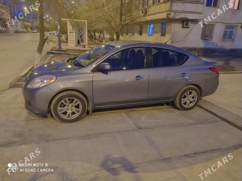 Nissan Versa 2012 - 130 000 TMT - Türkmenabat - img 1