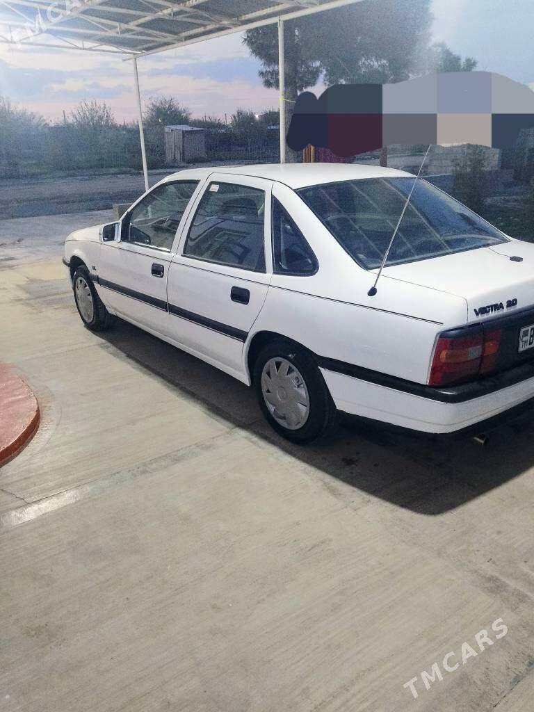 Opel Vectra 1989 - 35 000 TMT - Бахарден - img 1