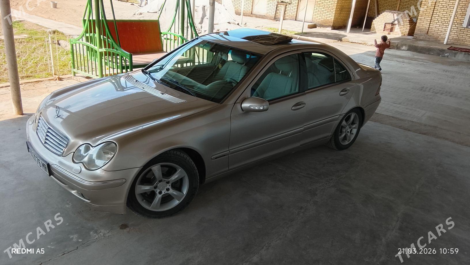 Mercedes-Benz C-Class 2002 - 107 000 TMT - Сакарчага - img 1
