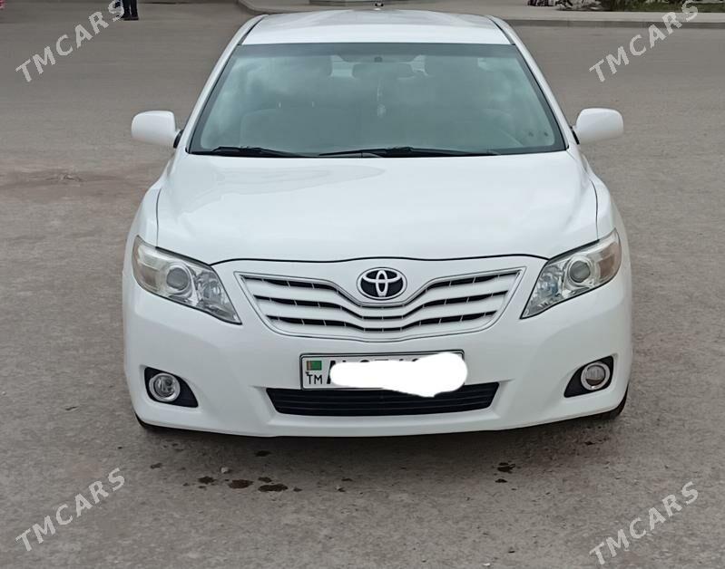 Toyota Camry 2010 - 208 000 TMT - Şabat etr. - img 1