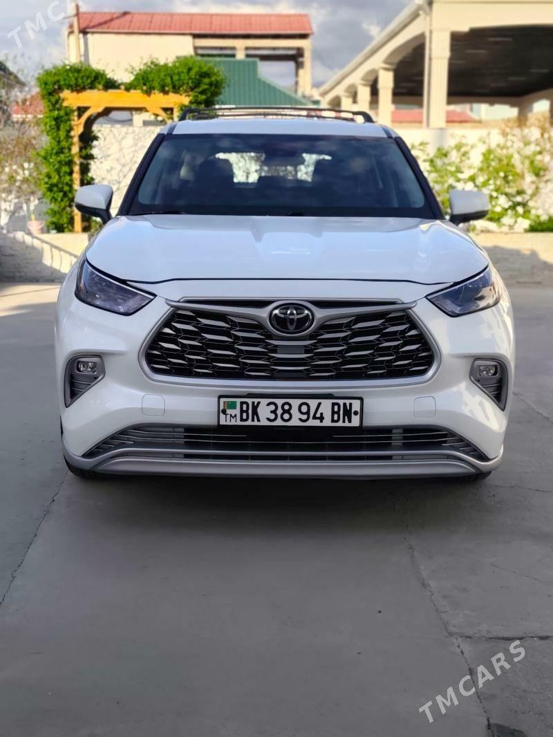 Toyota Highlander 2022 - 535 000 TMT - Балканабат - img 1