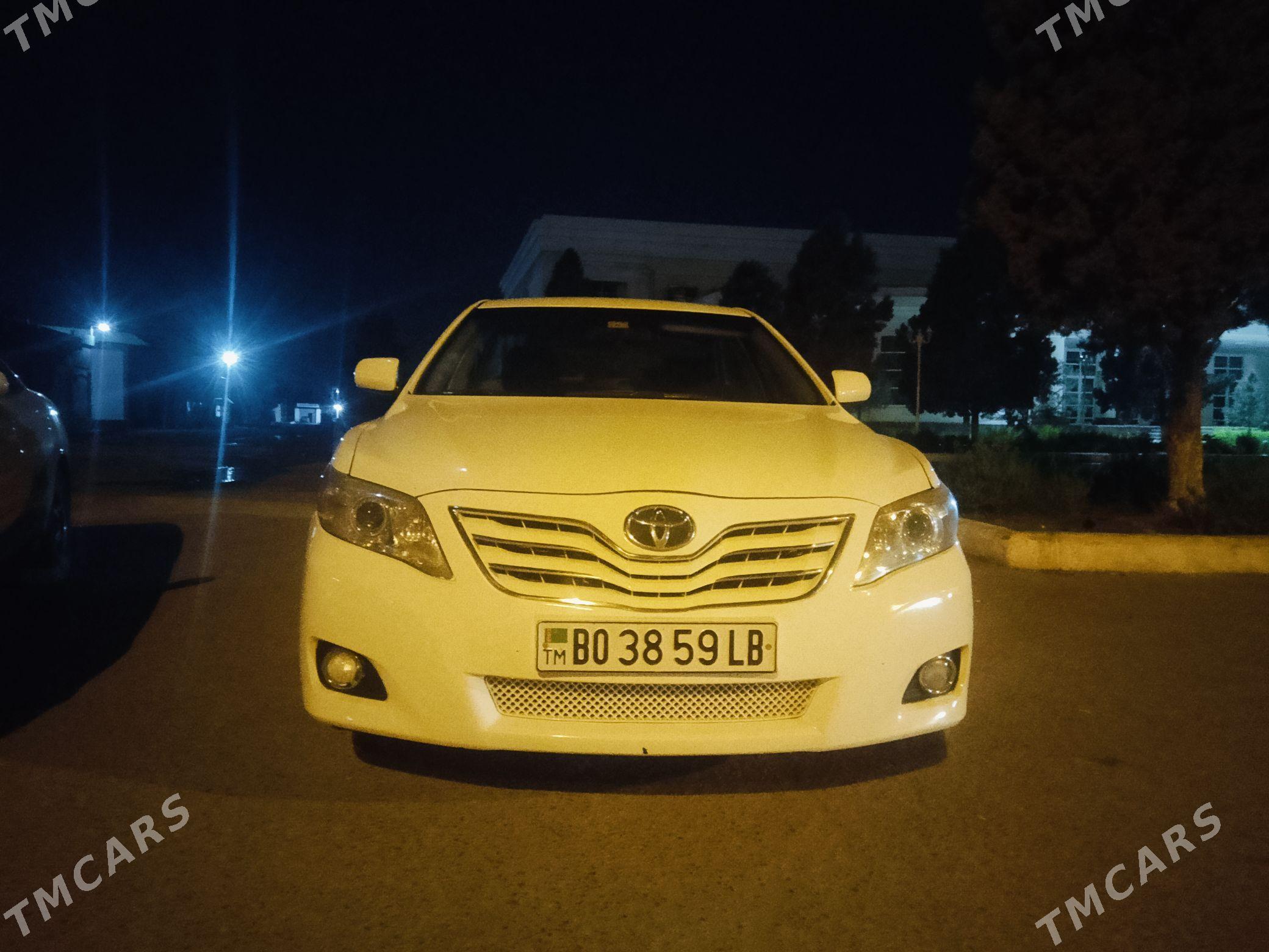 Toyota Camry 2010 - 160 000 TMT - Дянев - img 1