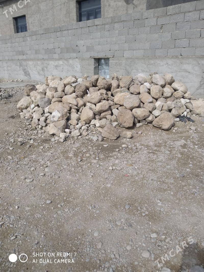 Das - Balkanabat - img 1