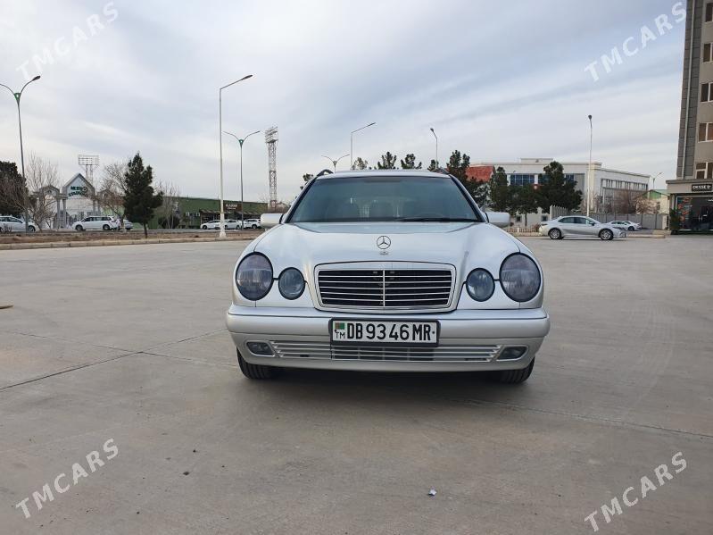 Mercedes-Benz W212 1999 - 100 000 TMT - Векильбазар - img 1