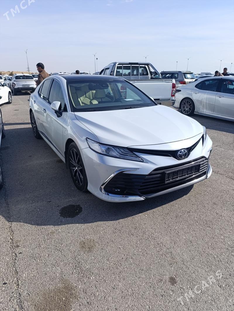 Toyota Camry 2023 - 620 000 TMT - Ашхабад - img 1