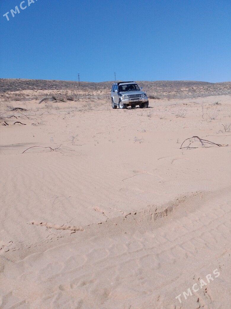 Mitsubishi Pajero 1996 - 45 000 TMT - Карабогаз - img 1