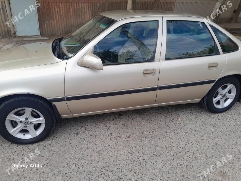 Opel Vectra 1993 - 50 000 TMT - Мары - img 1