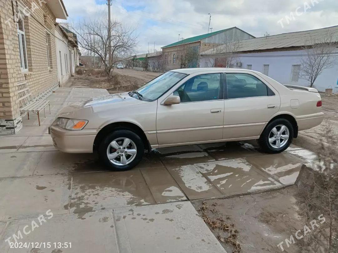 Toyota Camry 1999 - 140 000 TMT - Köneürgenç - img 1