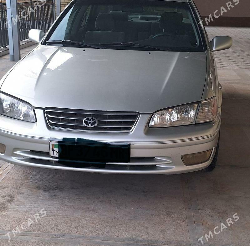 Toyota Camry 2000 - 160 000 TMT - Мары - img 1