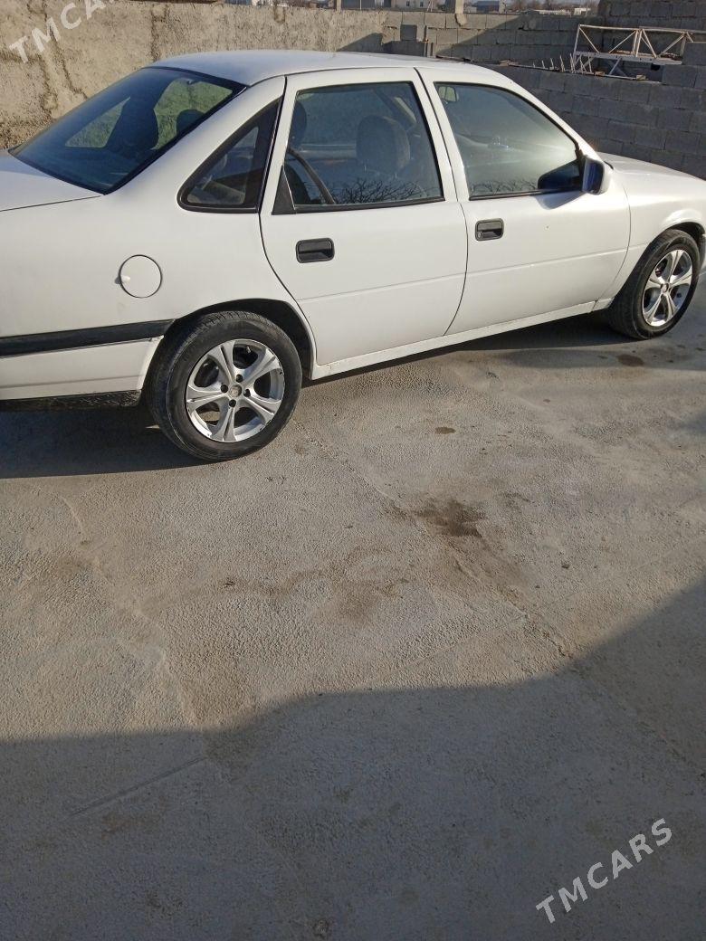 Opel Vectra 1992 - 40 000 TMT - Bäherden - img 1