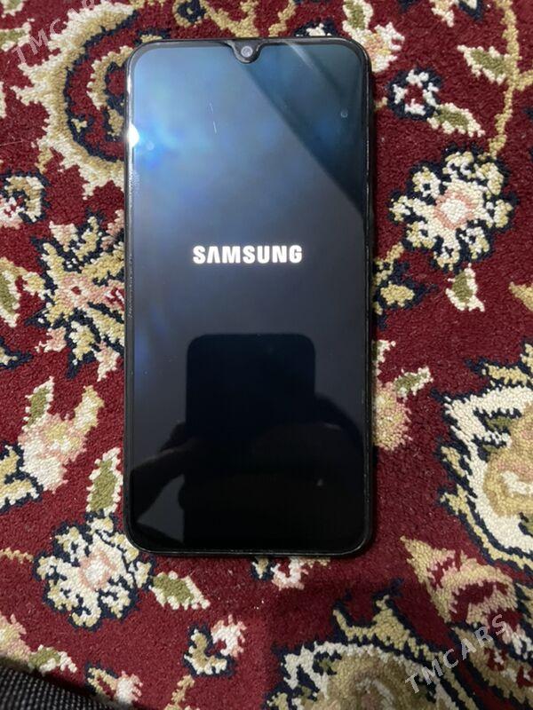samsung a40 - Балканабат - img 1