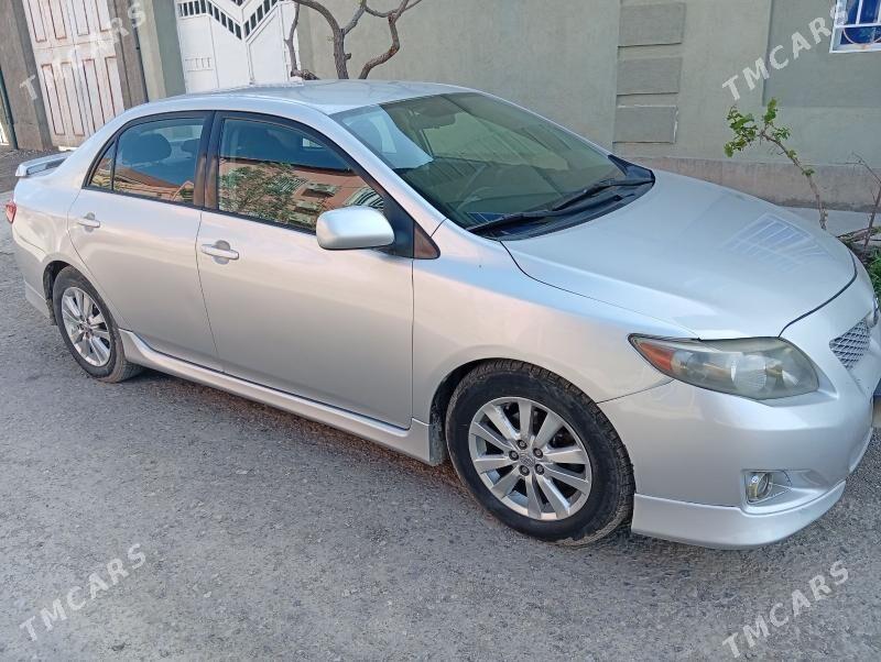 Toyota Corolla 2010 - 180 000 TMT - Türkmenabat - img 1