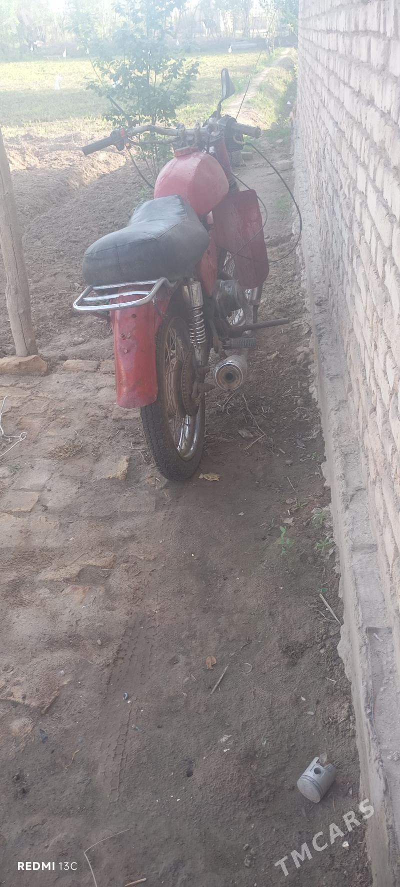 Iž Planeta 2007 - 2 500 TMT - Мургап - img 1