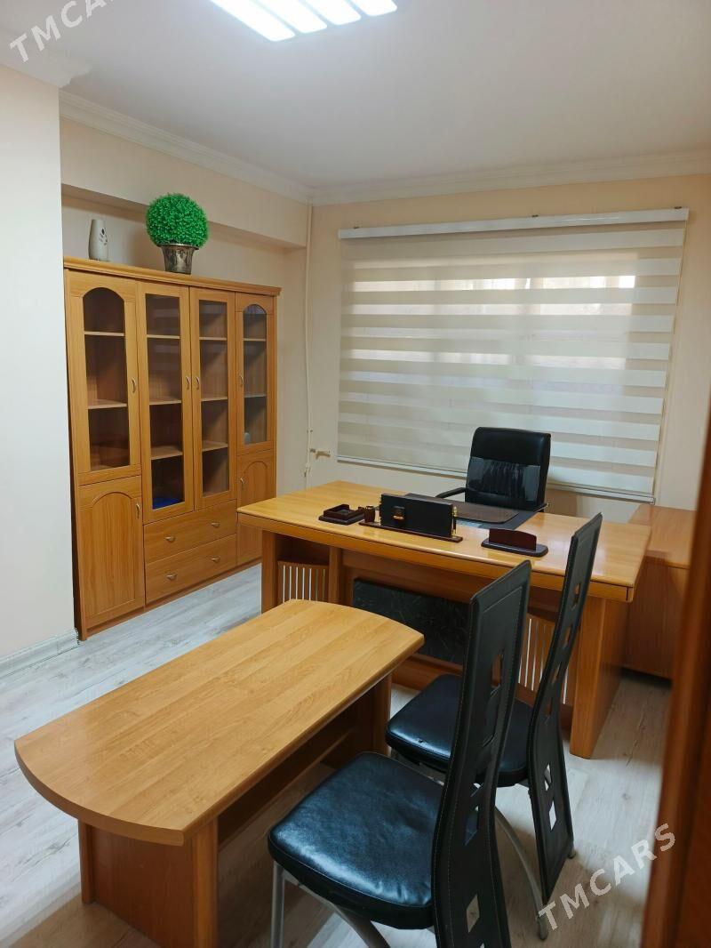 ОФИС ГАУДАН "В" МИР АЙТАКОВА - Howdan "W" - img 1