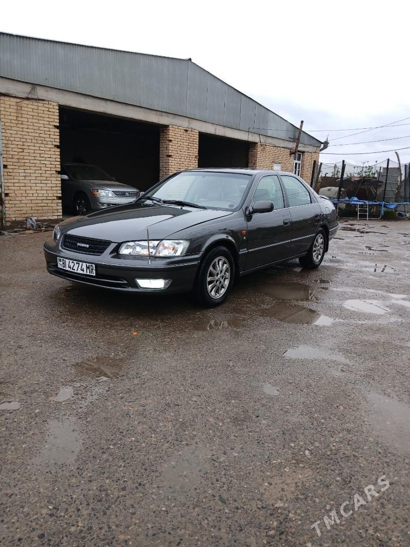 Toyota Camry 2001 - 240 000 TMT - Мары - img 1