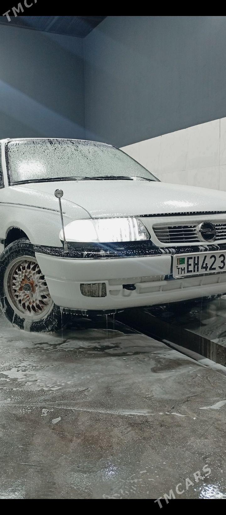 Opel Astra 1993 - 44 000 TMT - Mary - img 1