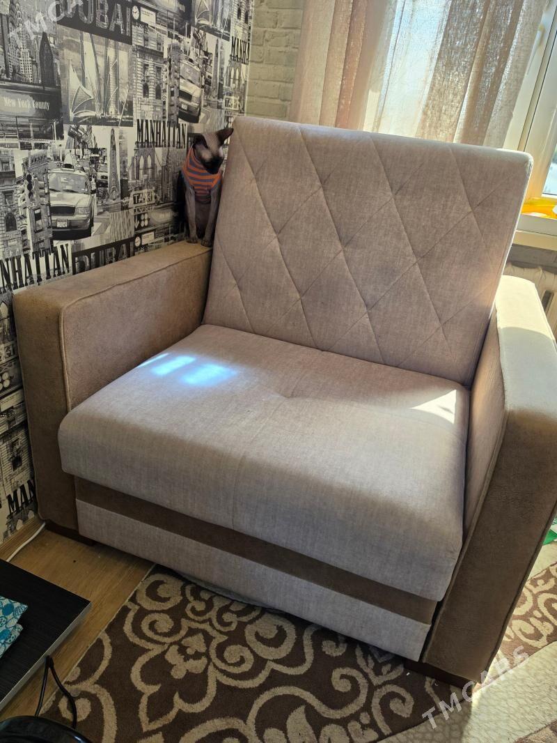 продаю кресло кровать. - 4 мкр - img 1