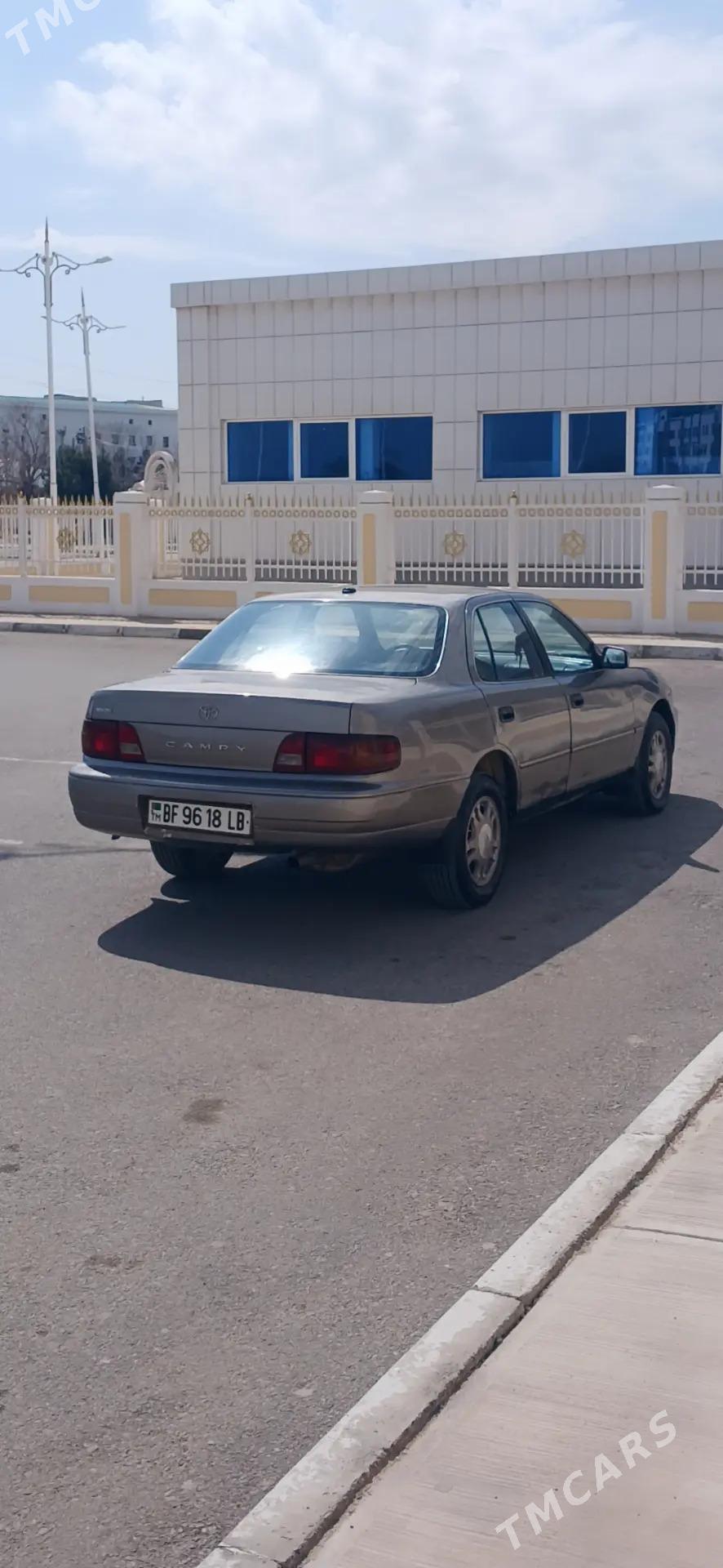 Toyota Camry 1996 - 90 000 TMT - Туркменабат - img 1