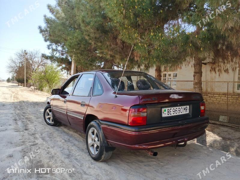 Opel Vectra 1992 - 35 000 TMT - Байрамали - img 1