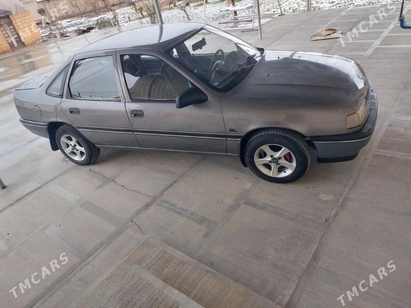 Opel Vectra 1989 - 36 000 TMT - Mary - img 1