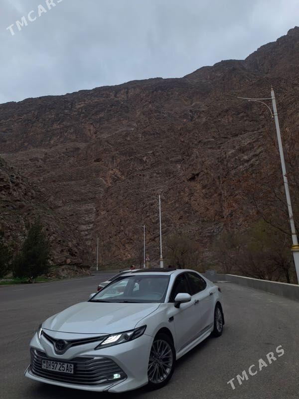Toyota Camry 2019 - 320 000 TMT - Aşgabat - img 1