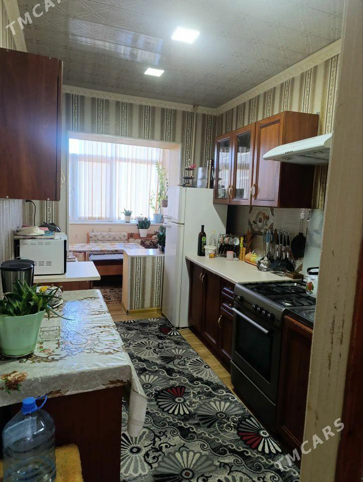3комн 3этаж Уфра - Türkmenbaşy - img 1