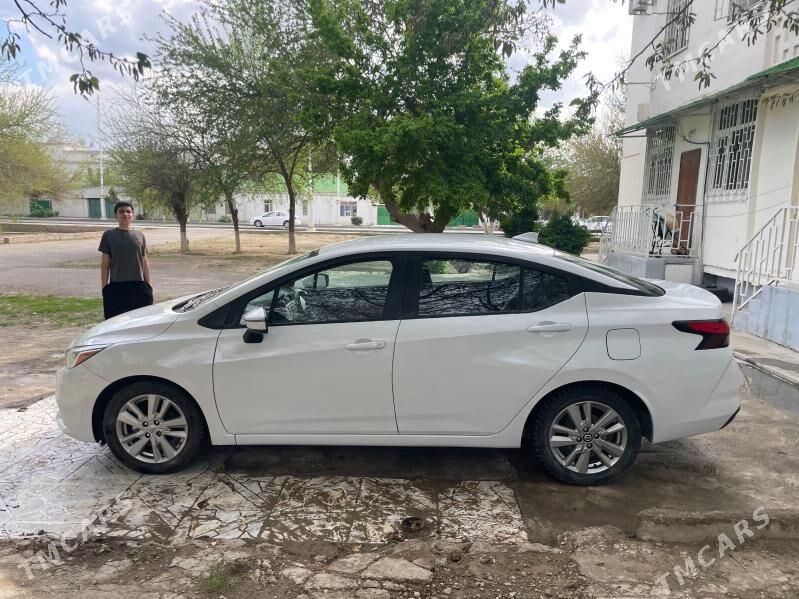 Nissan Versa 2022 - 190 000 TMT - Ашхабад - img 1