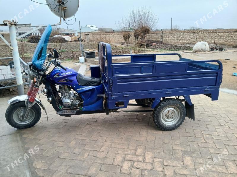 Fekon FK200-14G 2017 - 170 000 TMT - Türkmengala - img 1