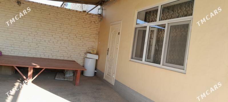 Eyesinden satlyk howly jay - Огуз хан - img 1