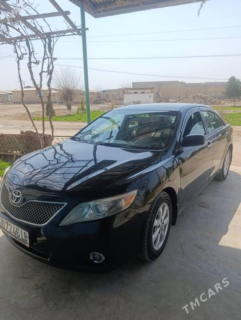 Toyota Camry 2011 - 190 000 TMT - Çärjew - img 1