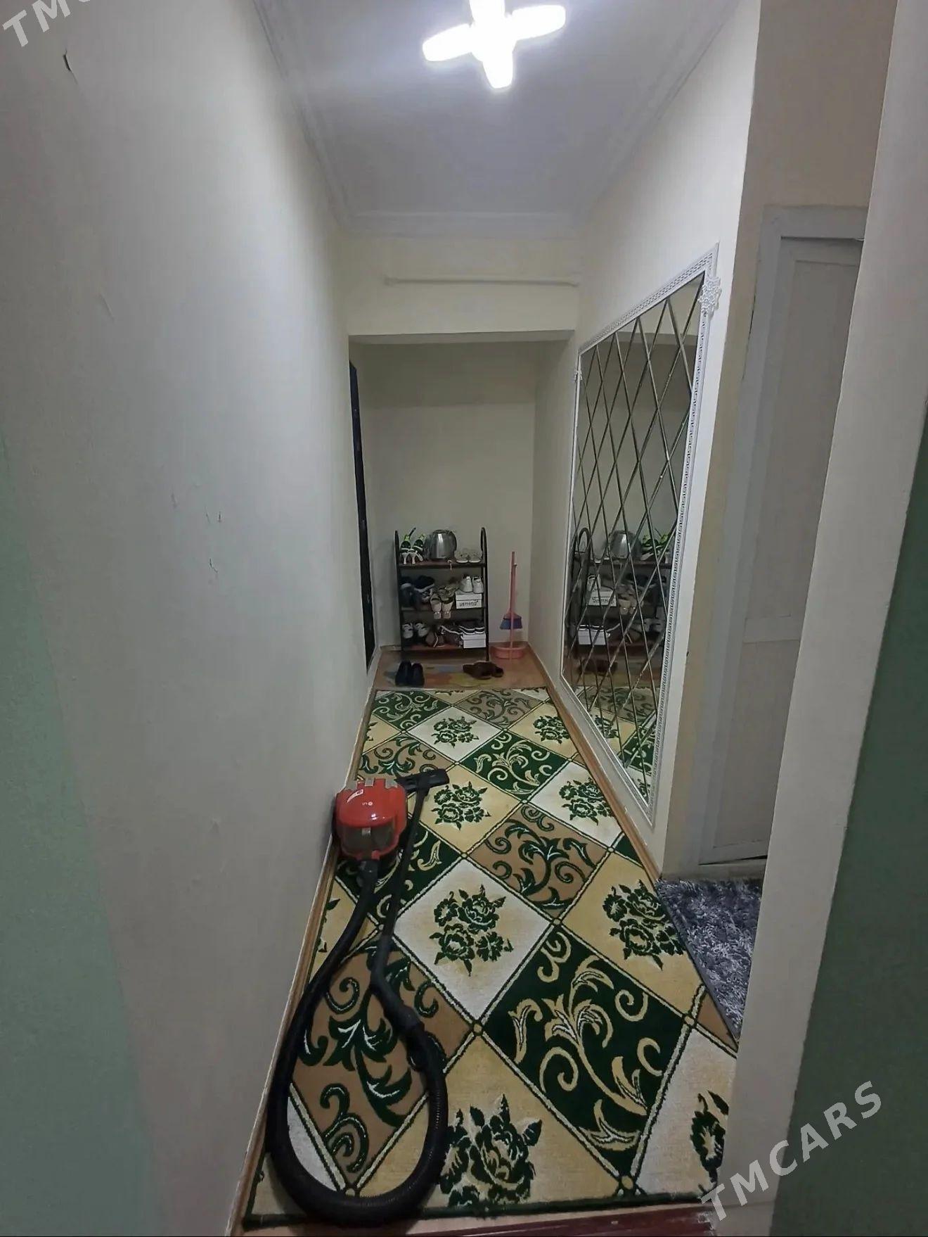 1Komnat 1etaj 11mkr - 11 mkr - img 1