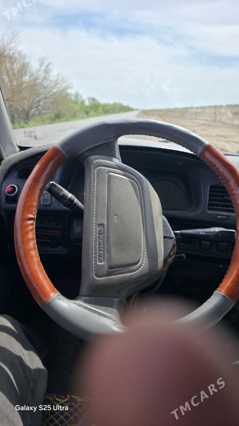 Toyota Town Ace 1992 - 35 000 TMT - Ёлётен - img 1
