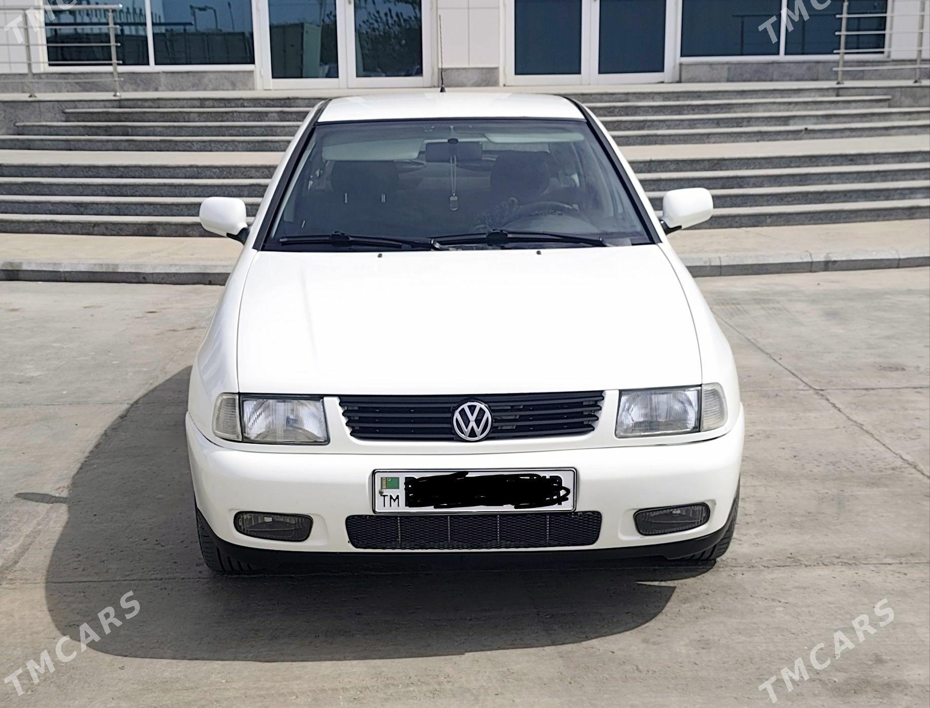 Volkswagen Passat 1989 - 50 000 TMT - Мары - img 1