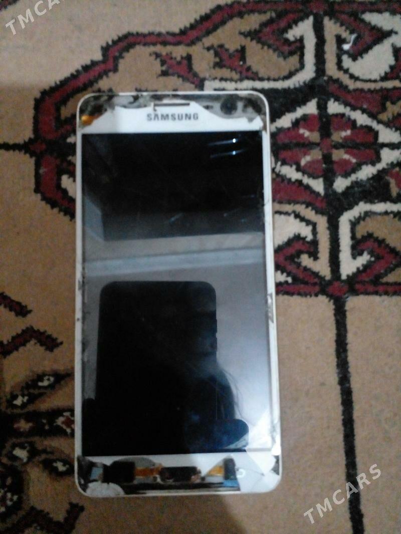 Samsung j3 pro - Балканабат - img 1