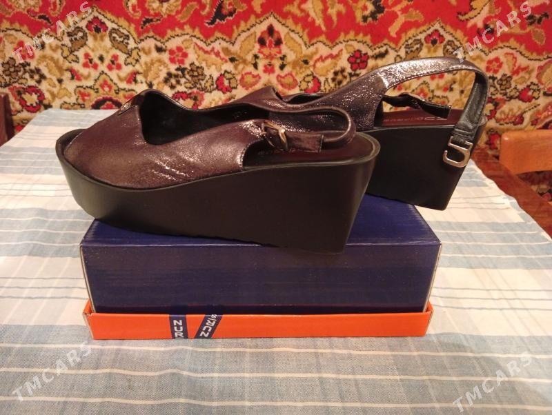 Продаю босоножки - 30 mkr - img 1