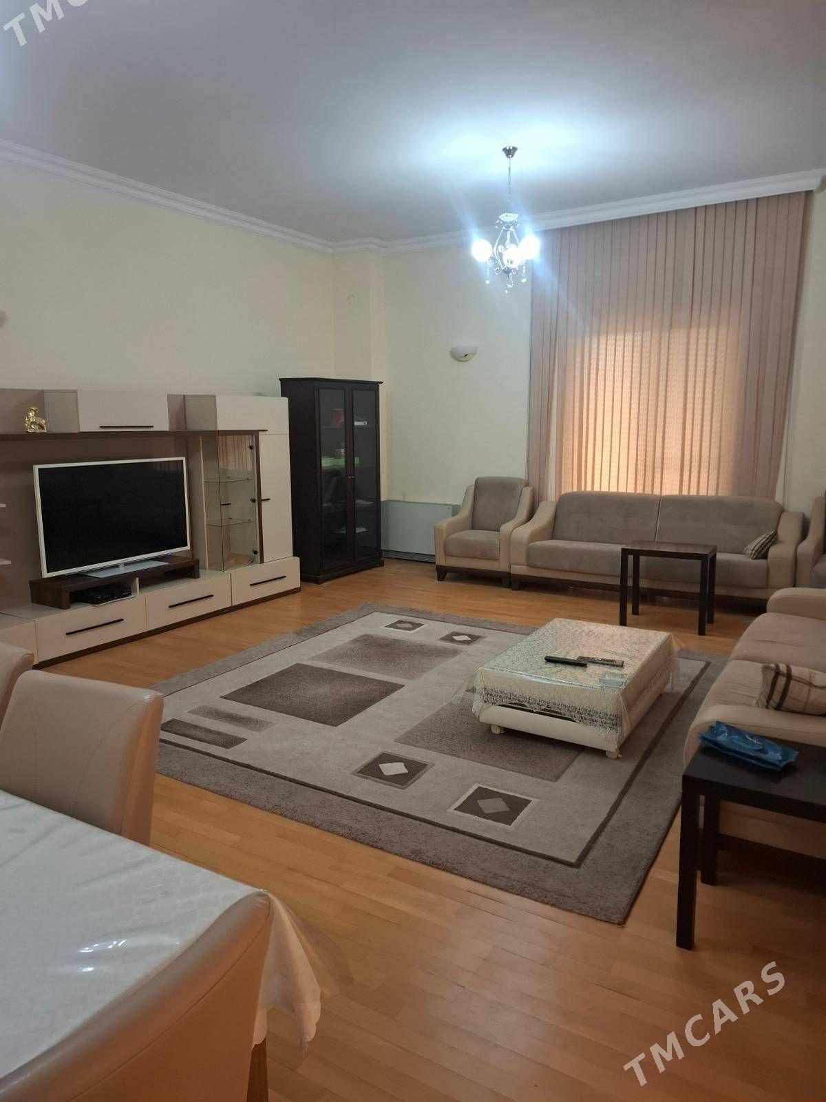 4kom 2etaj Arçabil Elitka - Ашхабад - img 1