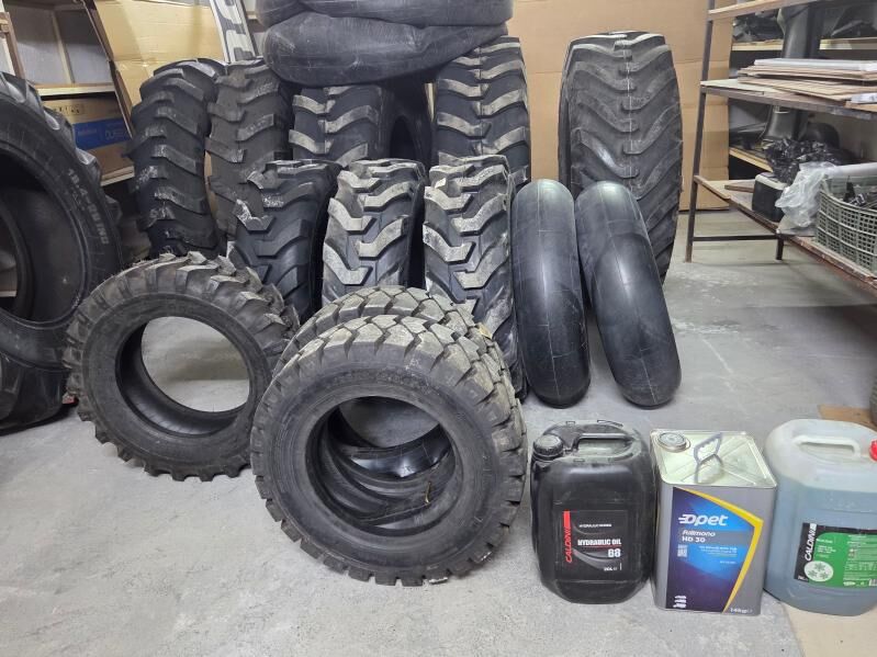 JCB TEKERLER PAGRUSIK 6 900 TMT - G.Kuliýew köç. (Obýezdnoý) - img 1