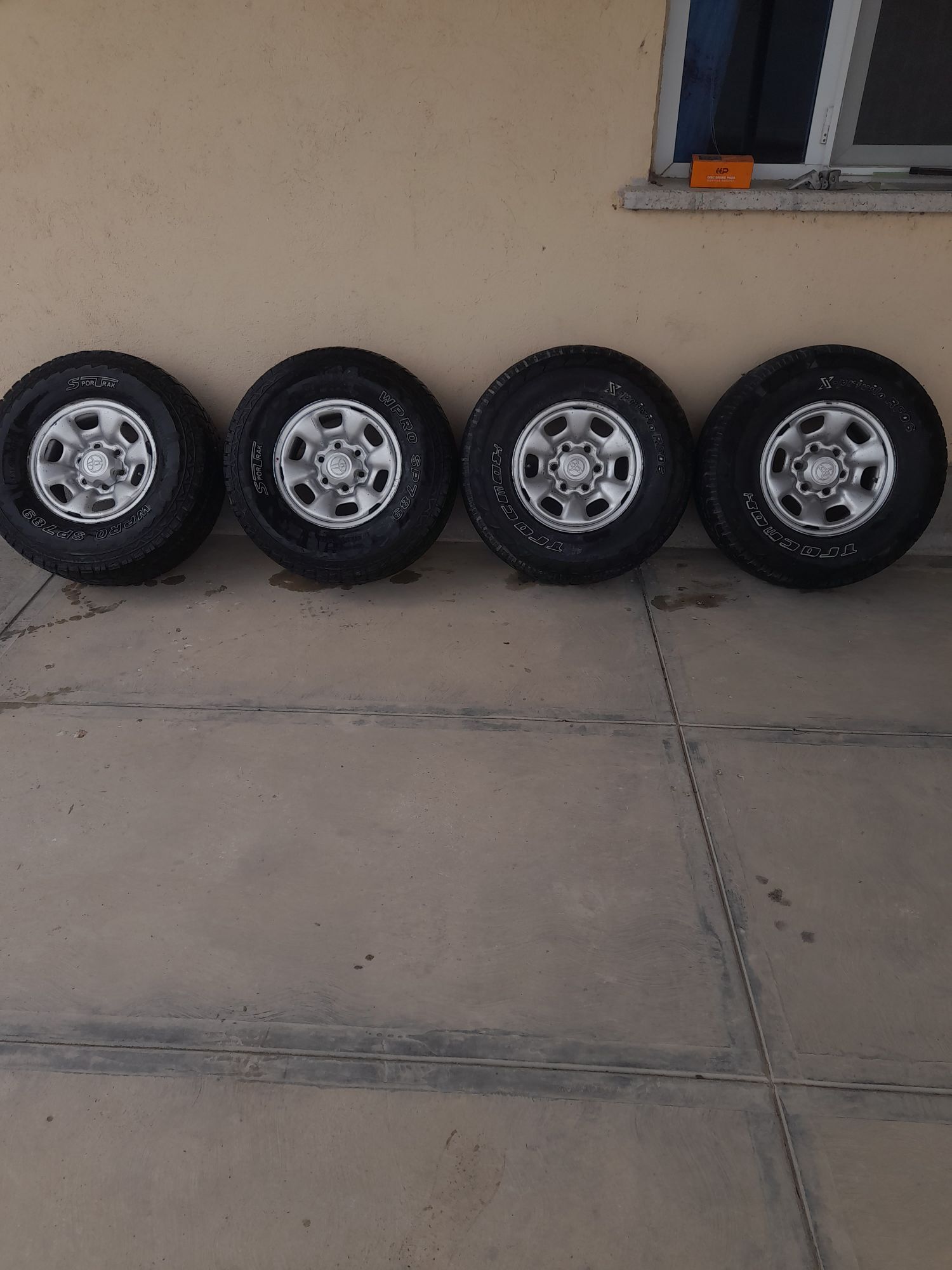 tekerler jip wepikap 4 000 TMT - Бахарден - img 1