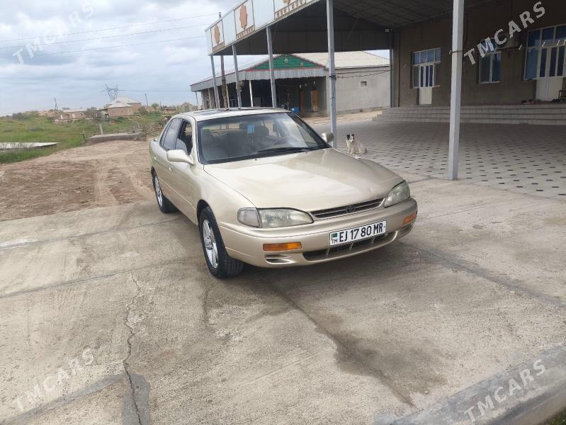 Toyota Camry 1995 - 98 000 TMT - Ýolöten - img 1