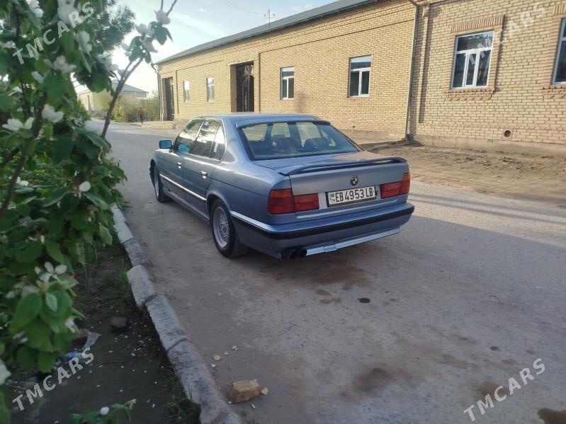 BMW 528 1990 - 85 000 TMT - Дянев - img 1