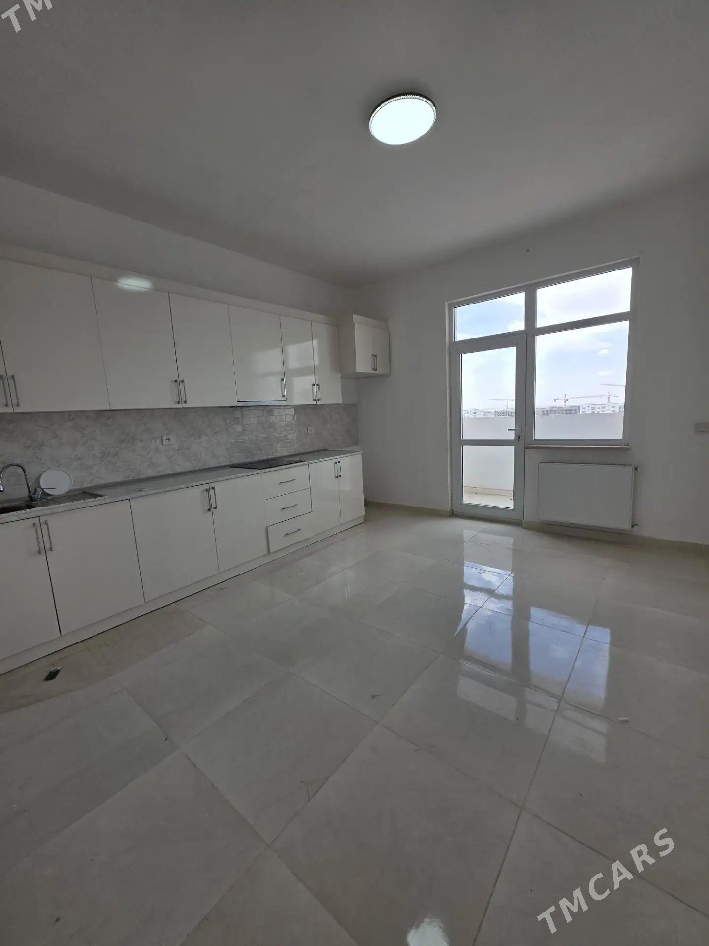 Taze Mir 8 surikow poluelitka - Мир 8 - img 1