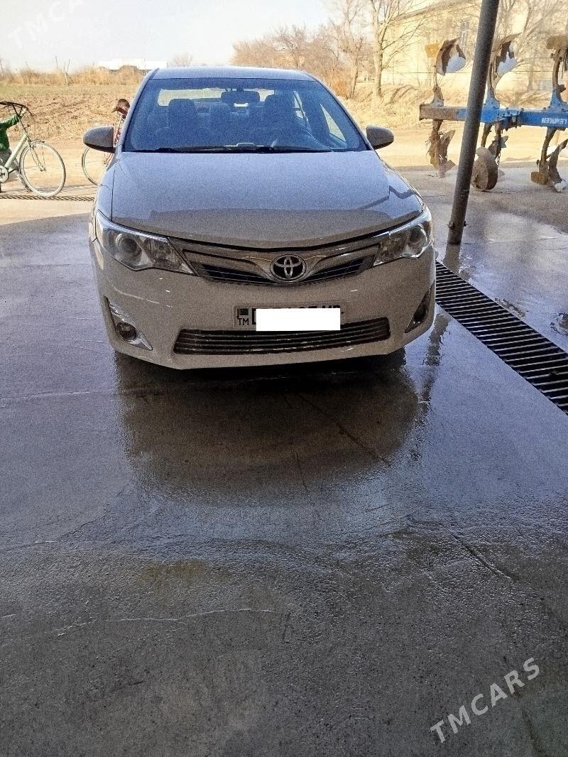 Toyota Camry 2012 - 190 000 TMT - Baýramaly - img 1
