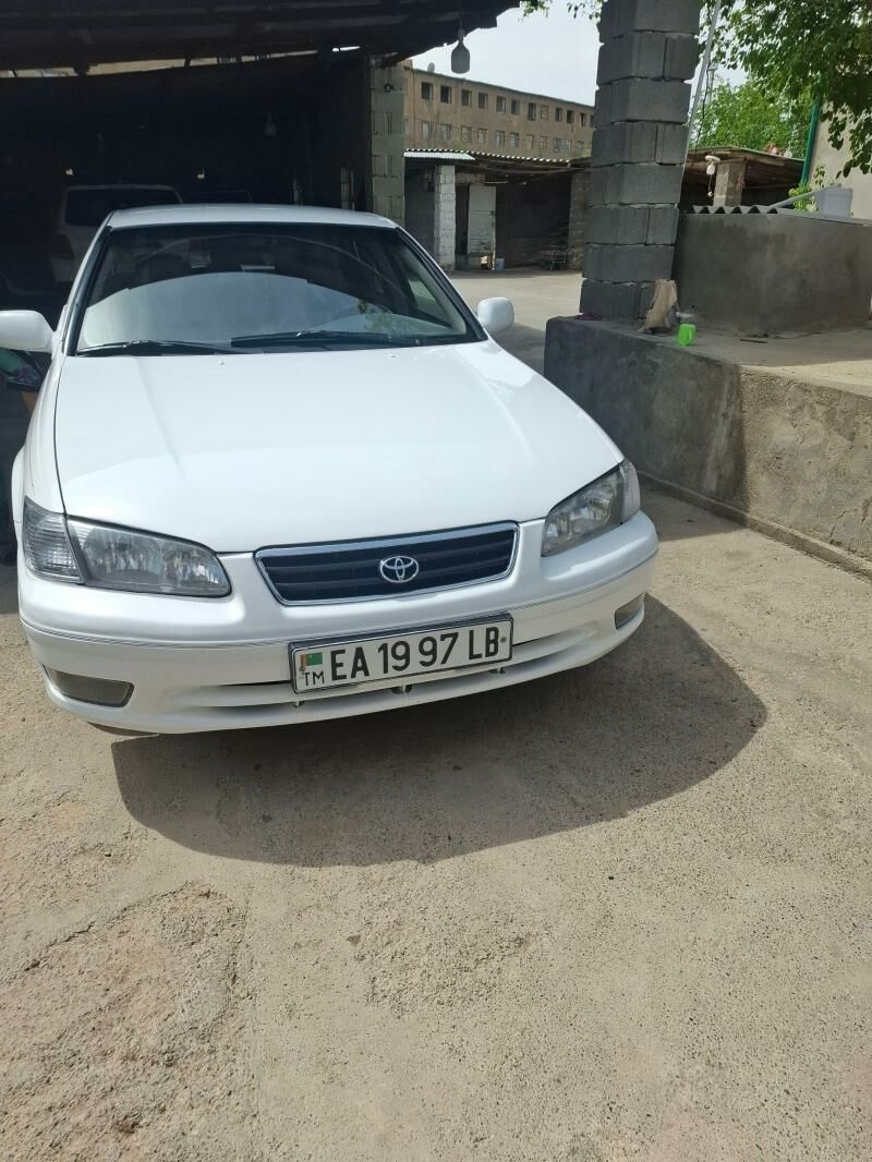 Toyota Camry 2000 - 190 000 TMT - Magdanly - img 1