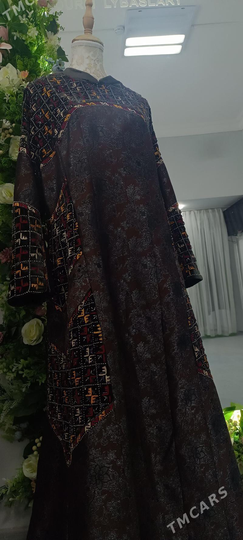 Tikinci - Moskowskiý köç. (10 ýyl abadançylyk şaýoly) - img 1