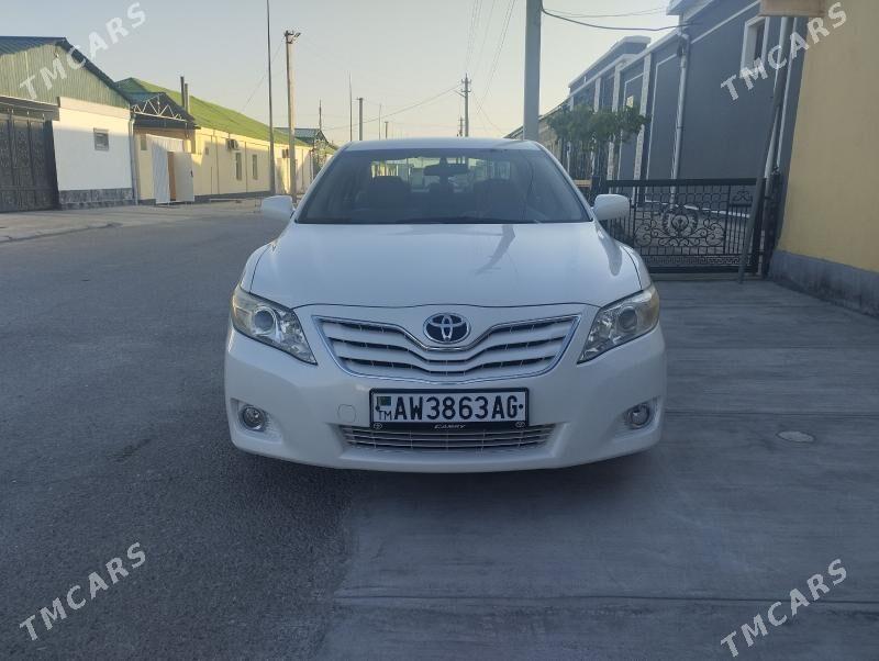 Toyota Camry 2010 - 230 000 TMT - Hitrowka - img 1
