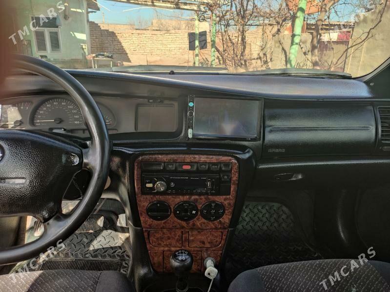 Opel Vectra 1996 - 55 000 TMT - 30 мкр - img 1